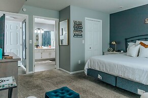 Updated Branson Condo w/ Indoor Pool Access!