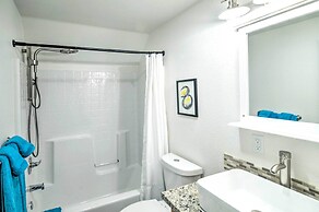 Home With Hot Tub ~ 1/2 Mile to Boat Launch!