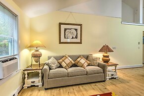 Charming Retreat Near Downtown Frankfort & Beaches