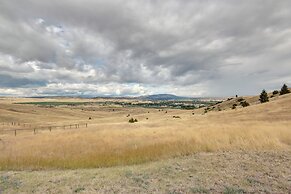 Yellowstone Country Retreat: Stunning Views!