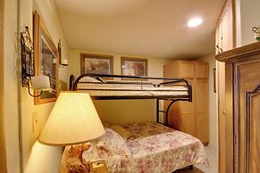 Yellowstone Country Retreat: Stunning Views!