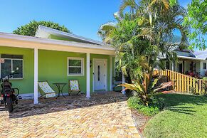 Tropical Naples Home Rental w/ Yard Near Beaches!