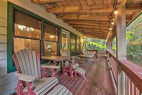 Fletcher Cabin: Wraparound Deck & Pond Access
