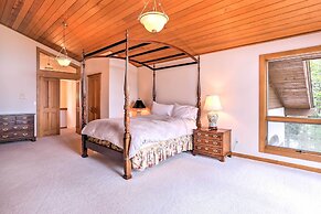 Mountain Chalet - 1 Mi to Skiing & Incline Village