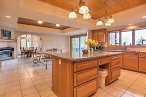 Mountain Chalet - 1 Mi to Skiing & Incline Village