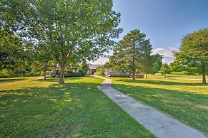Idyllic Mt Sterling Retreat w/ Private Lake!