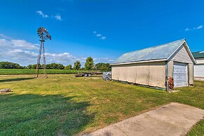 Idyllic Mt Sterling Retreat w/ Private Lake!