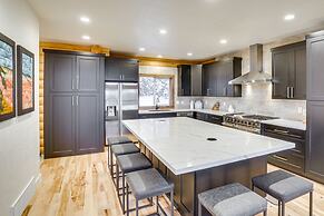 Spacious Mtn Manor, 1 Mi to Brian Head Resort!