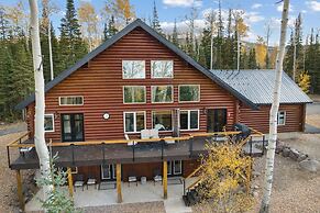 Spacious Mtn Manor, 1 Mi to Brian Head Resort!