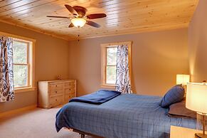 Spacious Cabin: 10 Mi to Sunday River Skiing!