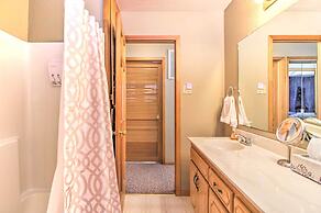 Lakefront Hackensack Cabin w/ Patio & Grill!