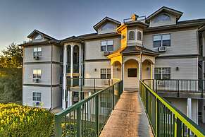 Serene Branson Penthouse w/ Resort Access & Views!