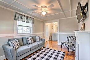 Newport House < 3 Mi to Beaches & Bowens Wharf!