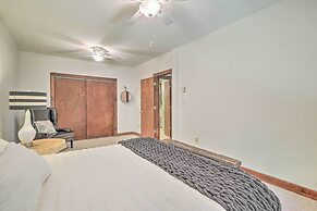 Boone Hideaway w/ Deck, Grill & Forest Views!