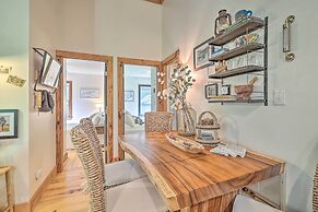 Boone Hideaway w/ Deck, Grill & Forest Views!