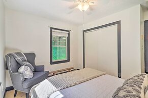 Boone Hideaway w/ Deck, Grill & Forest Views!