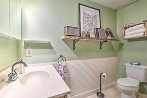 Boone Hideaway w/ Deck, Grill & Forest Views!