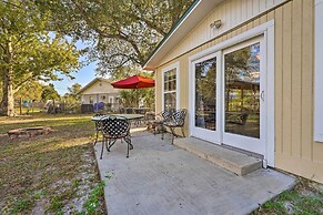 Port St Joe Getaway w/ Large Yard & Fire Pit!