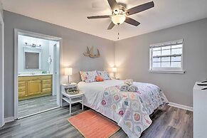 Port St Joe Getaway w/ Large Yard & Fire Pit!