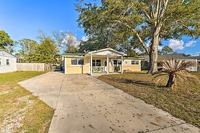 Port St Joe Getaway w/ Large Yard & Fire Pit!