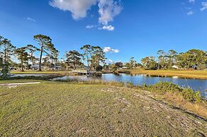 Port St Joe Getaway w/ Large Yard & Fire Pit!