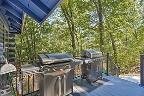 Secluded Table Rock Lake/branson Cabin w/ Hot Tub!