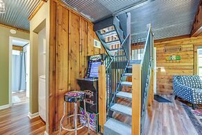 Secluded Table Rock Lake/branson Cabin w/ Hot Tub!