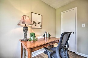 Relaxing Townhome, 4 Mi to Mizzou University!