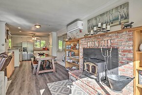 Furnished Deck & Nat'l Forest Views: Arnold Cabin