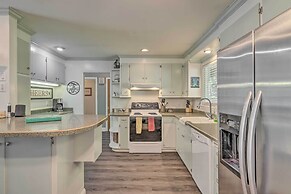 Furnished Deck & Nat'l Forest Views: Arnold Cabin