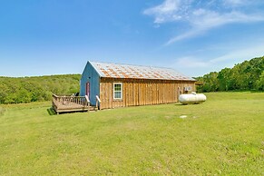 Ozark Mtn Views: Secluded Everton Retreat