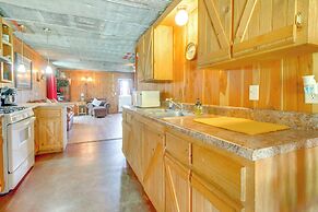 Ozark Mtn Views: Secluded Everton Retreat