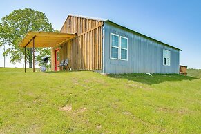 Secluded Everton Retreat w/ Ozark Mountain Views!