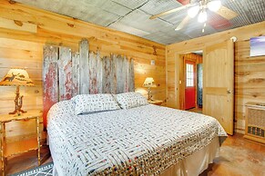 Ozark Mtn Views: Secluded Everton Retreat