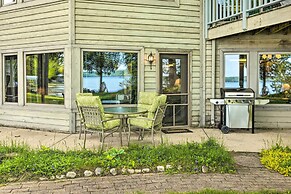 Rustic-chic Lake Glen Studio: 4 Mi to Beach!