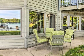 Rustic-chic Lake Glen Studio: 4 Mi to Beach!