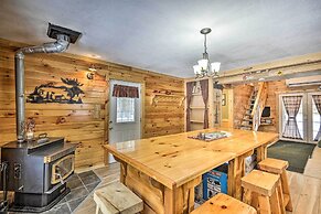 Pet-friendly Brantingham Cabin by ATV Trails