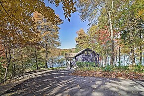 Ten Mile Home on Watts Bar Lake w/ 2 Docks!