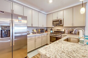 Bright Lewes Condo w/ Balcony, 7 Mi to Beach!