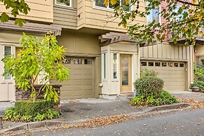 Quaint Issaquah Home - Walk to Shops & Dining