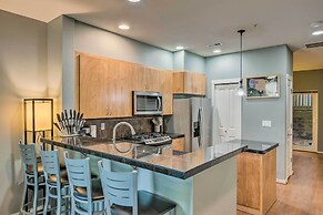 Quaint Issaquah Home - Walk to Shops & Dining