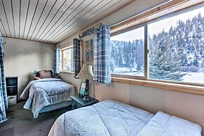 Stunning Red River Retreat Next to Ski Lift!