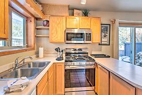 Stunning Red River Retreat Next to Ski Lift!