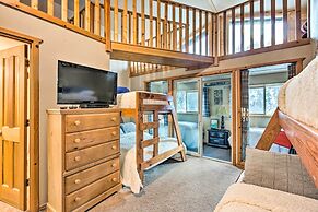 Stunning Red River Retreat Next to Ski Lift!