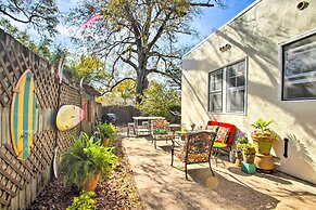Colorful Pensacola Oasis: 1 Block to Bayview Park!