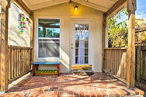 Colorful Pensacola Oasis: 1 Block to Bayview Park!