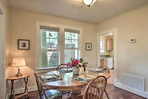 Colorful Pensacola Oasis: 1 Block to Bayview Park!