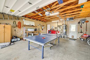 Walk to Seaside Beach: Vacation Rental Cottage!