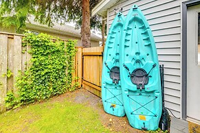 Walk to Seaside Beach: Vacation Rental Cottage!