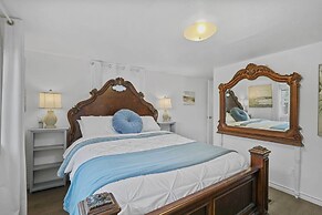 Boat & Fish on Lewisville Lake: Pet-friendly Haven